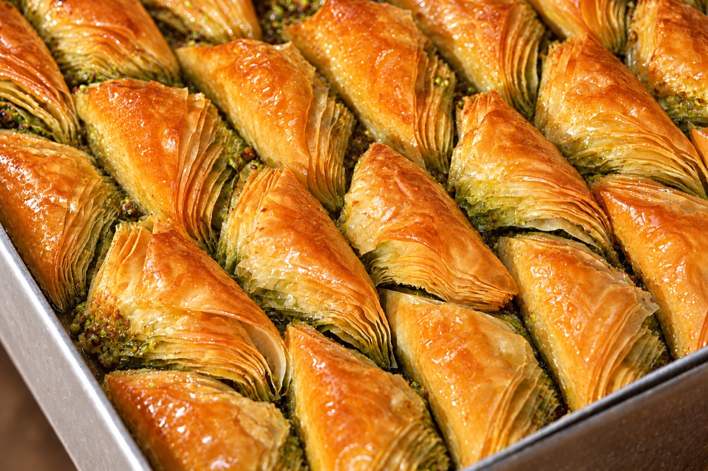 Üçgen baklava tepsisi